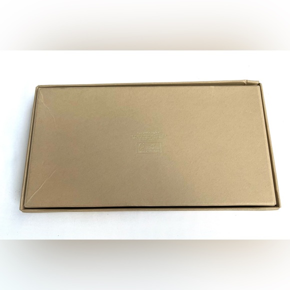 BURBERRY  Horseferry Check Zip Around Wallet Brown - Picture 15 of 16